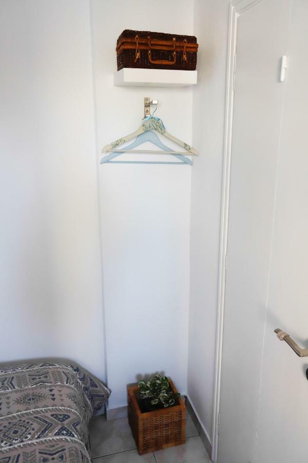 Inspiration Guestroom With Amazing Roof Garden Афіни Екстер'єр фото
