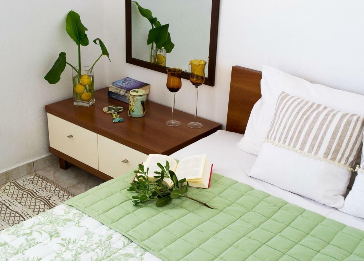 Inspiration Guestroom With Amazing Roof Garden Афіни Екстер'єр фото