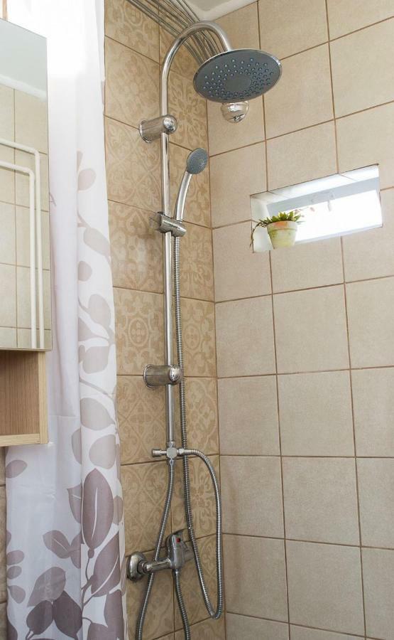 Inspiration Guestroom With Amazing Roof Garden Афіни Екстер'єр фото